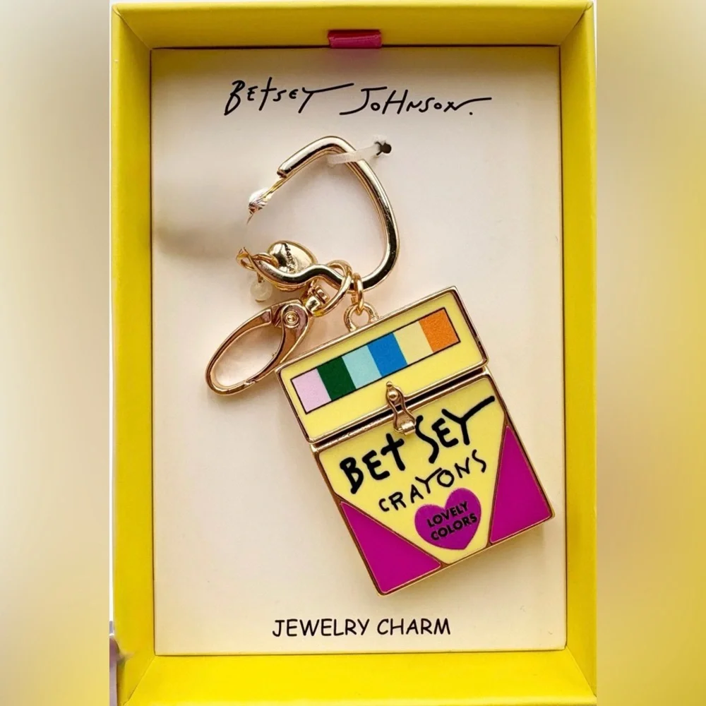 BETSEY JOHNSON Opening Metal Crayon Colors Box Bag/Purse Charm Keychain NEW NWT